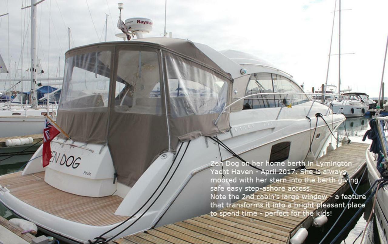 Zen Dog Luxury Motor Yacht Hotel Lymington Exterior foto